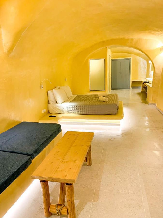 M Residence Santorini Johnnie Cave ثيرا المظهر الخارجي الصورة